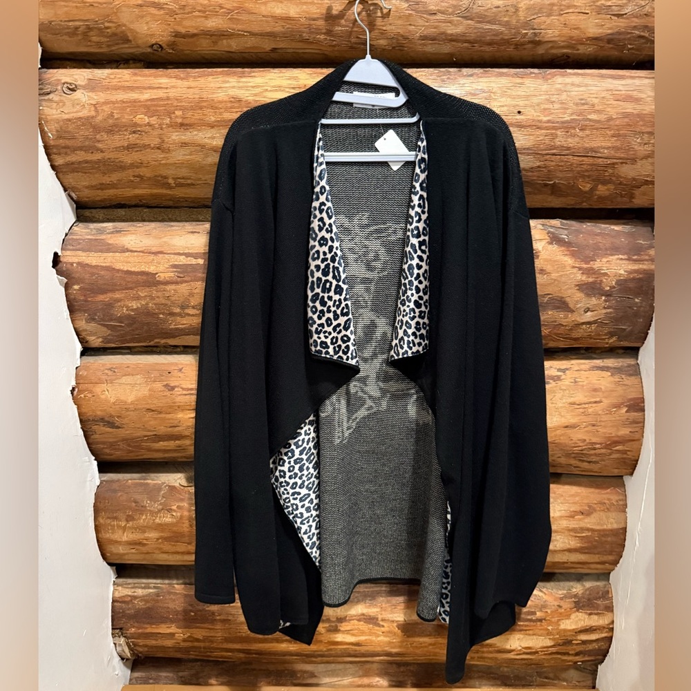 🖤Beautiful Crazy Train XXL Women's Black and Gray Open Front Knit Sweater